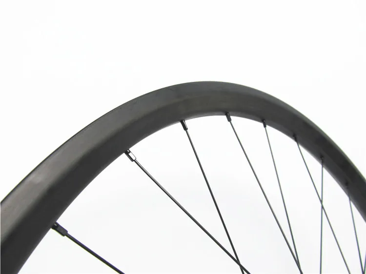 Центральный замок DT 240s QR ось и спицы Sapim cx ray 29er углеродная клинчерная колесная
