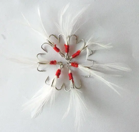 Горячая топ воды 30 шт. поппер кривошипно жесткого пластика baits14.3g / 8 см 4 крючки колебание рыболовные приманки бас рыболовные снасти воблеры рыбалка pesca