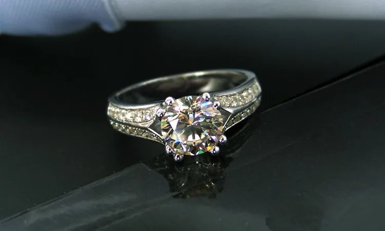 Сердце голосовой Тест Положительный 1.5Ct круглой огранки Муассанит алмаз обручальное кольцо Твердые 14 к кольцо из белого золота ювелирные изделия кольцо AU585