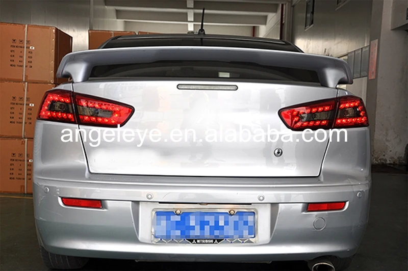 Для Mitsubishi для Lancer Exceed светодиодный задний фонарь 08-13 лет черного Дымчатого Цвета YZ