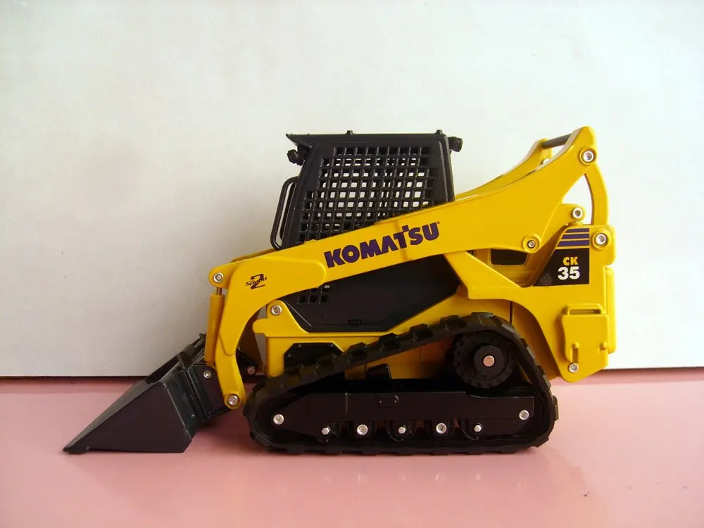 1:25 Komatsu CK35-1 компактный гусеничный игрушка погрузчик