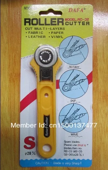 28MMroller cutter  rotary cutter.jpg