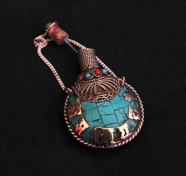 Тибетский JewelryTBP013 Непал ручной латунь Большой нюхательный bottle65 * 45 mmtibetan шесть слов мантры амулеты ремесла
