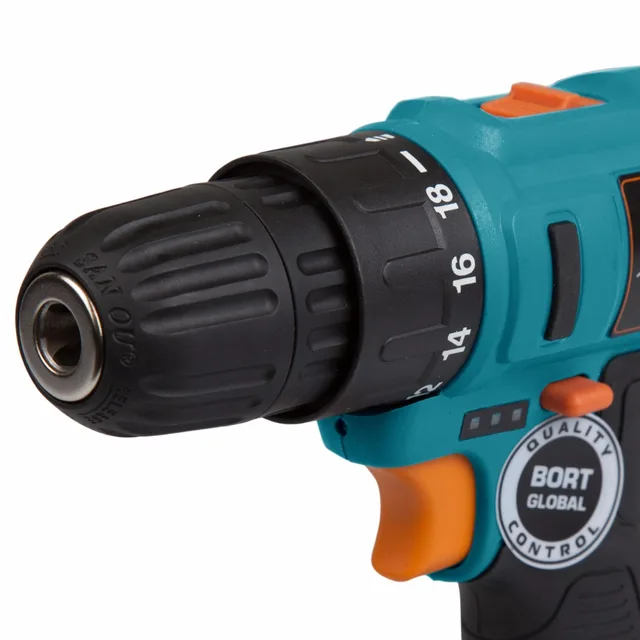 Дрель-шуруповерт аккумуляторная Bort BAB-18Ux2Li-FDK (напряжение 18 В, 2 скорости, 2 аккумулятора, Li-Ion батарея, сумка)