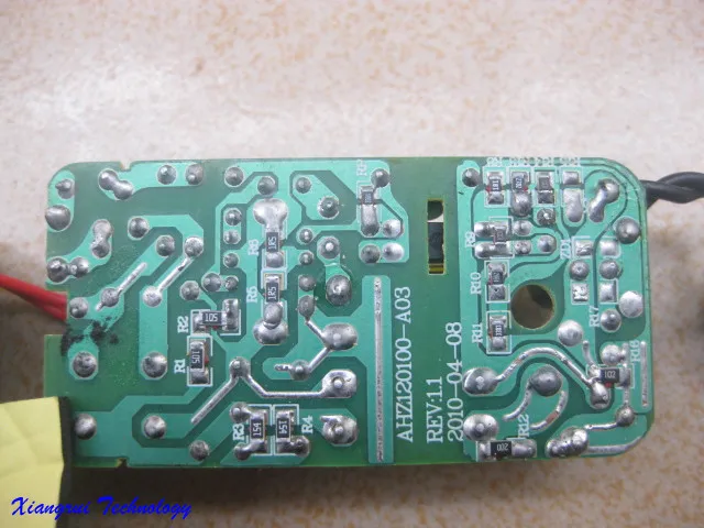 arnova 9v 2a 2.5x0.7_3