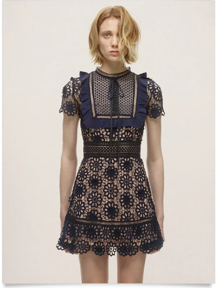 Женское лоскутное мини-платье модельное привлекательное кружевное платье с