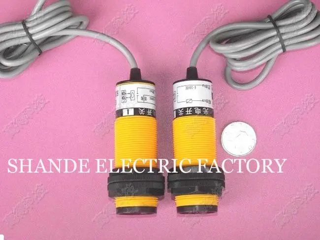 Фотоэлектрический датчик, E3F3-10DN1, силовые Транзисторы NPN, 3-wire НЕТ, диаметр 30 мм, Diact типа, инфракрасный переключатель