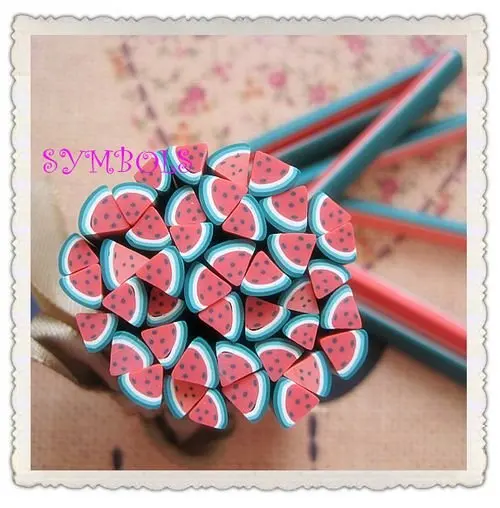 A-04 100 шт. 5 мм Треугольник Арбуз Форма Фрукты Кане Необычные Nail Art Полимерная Глина Кейн