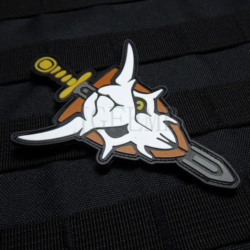 Светящиеся Robotech Macross череп Платон 3D ПВХ патч PB451