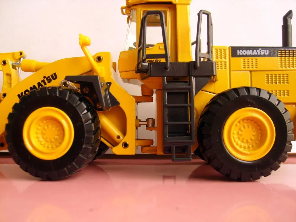 1:50 Komatsu WA600-3 входа игрушка погрузчик