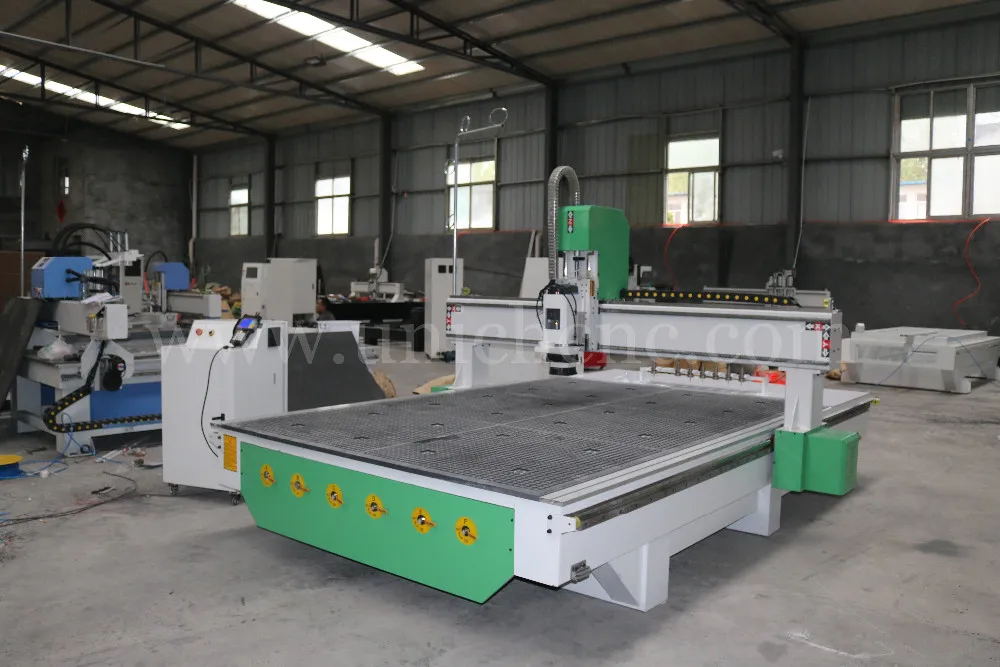 Сделано в Китае 2000*3000 мм cnc маршрутизатор машина для дерева алюминия с 8 автоматический сменщик инструментов