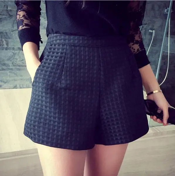 2016 New Fashion Europe and Joker dark Plaid shorts high waisted shorts