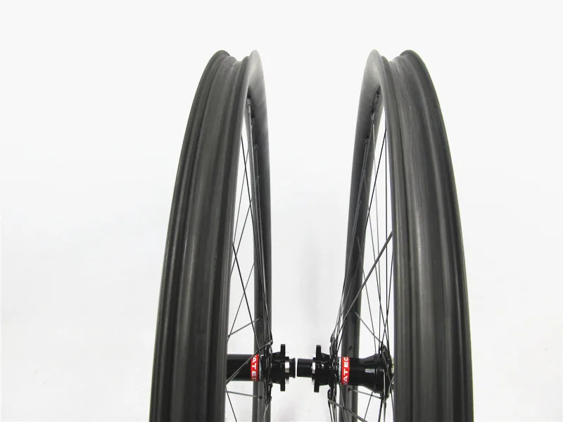 Discount Farsports 29er carbon mountain wheelset 30mm carbon mtb wheels for AM & XC version , without outer holes, Novatec mtb hubs 4 Discount Farsports 29er carbon mountain wheelset 30mm carbon mtb wheels for AM & XC version , without outer holes, Novatec mtb hubs 4