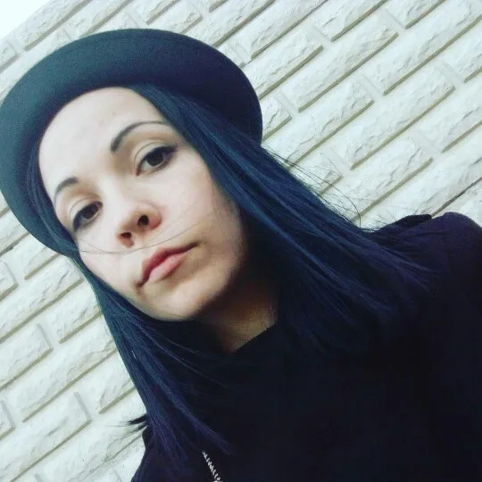 дошла в прекрасном состоянии, На новую
почту. не помятая, я довольна