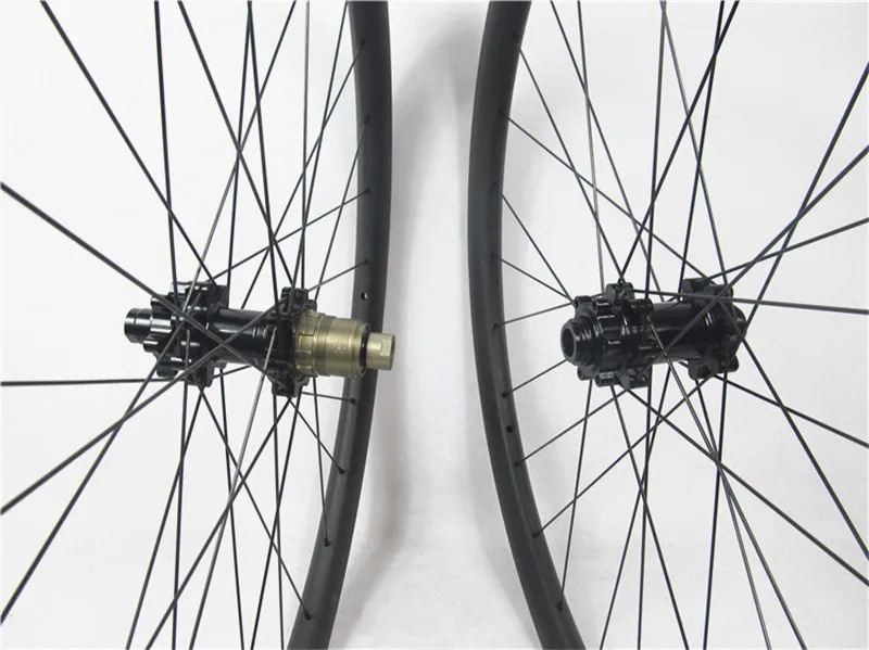 New design Carbon Mountain bike wheels 29er 30mm width clincher hookless, with Bitex BX401F/BX401R mtb 6-bolts hubs 28H/28H