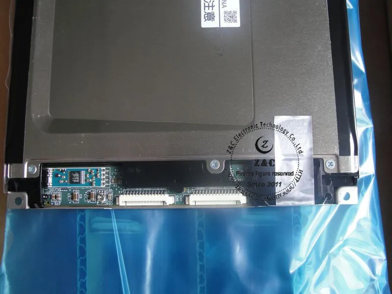 LM8V302H _