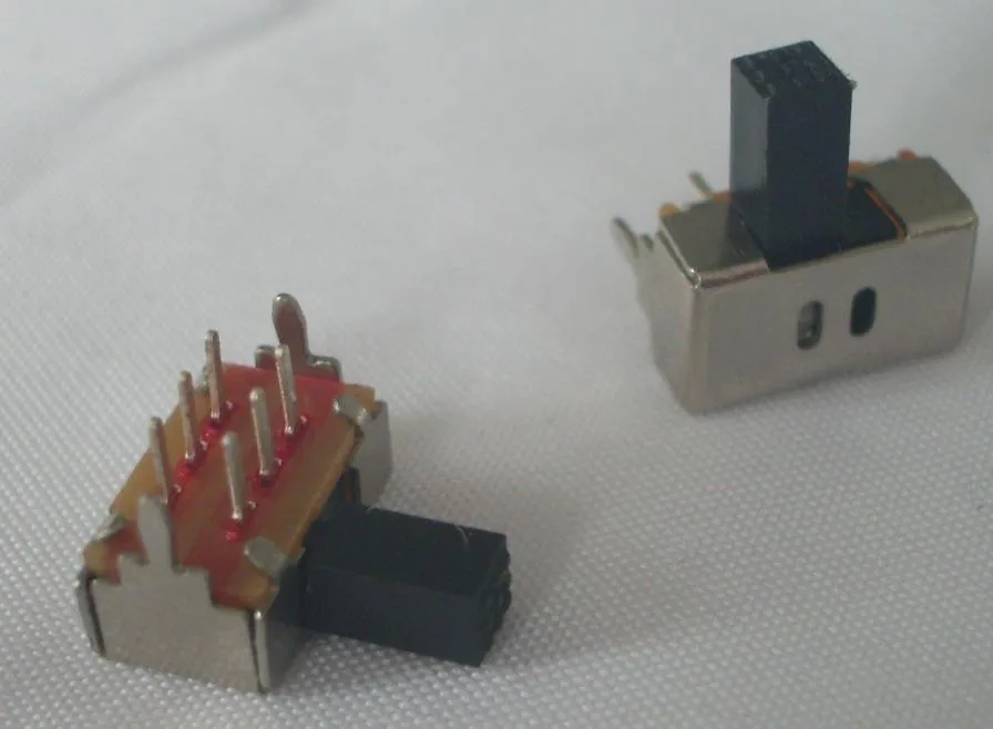 Ползунковый переключатель DIP Тип правый угол 6pin двойной 2p2t Высота 6 мм sk-22d02g6 rohs ups 1000 шт