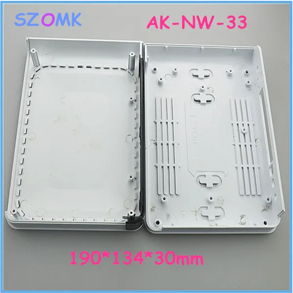 1 шт. пластик Электроника pcb box кабинет szomk abs корпуса 190*134*30 мм чистая работы пластиковые Wi-Fi распределительная корпус