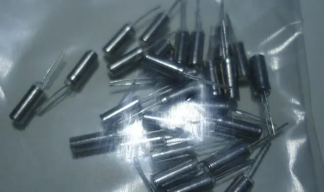 100 шт. SMD пассивный кристалл 6035 16 мГц 6*3.5 2 P резонанс 12 мГц 206 20PPM