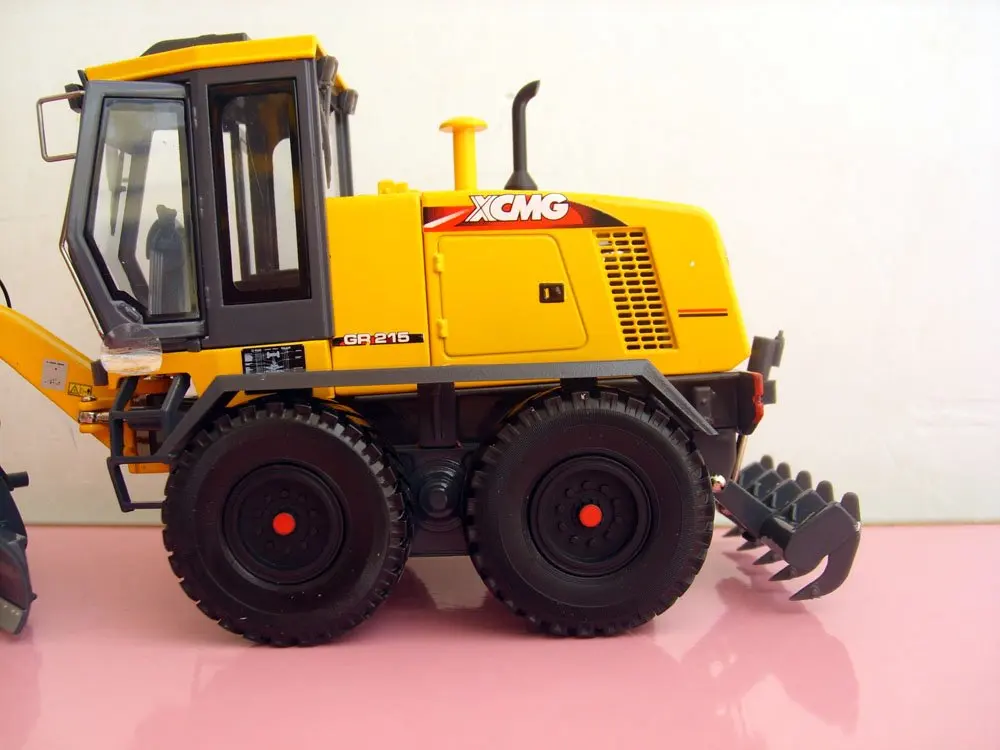 GR215 (10).jpg