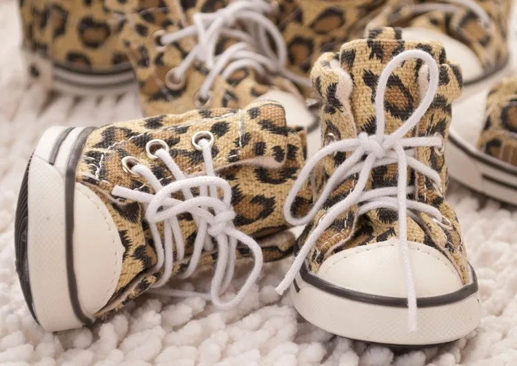 4 шт./лот обувь для животных леопардовая Обувь для собак Прогулочные кроссовки Нескользящая обувь парусиновая обувь поставщиков