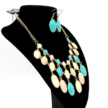 

Seaside holiday photography necessary accessories Bohemia droplets short chain female pendant necklace exaggerated clavicle