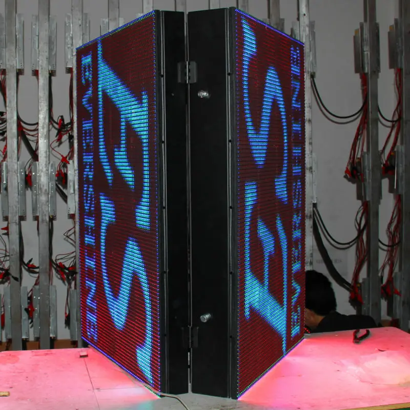 Double Sides LED display-1