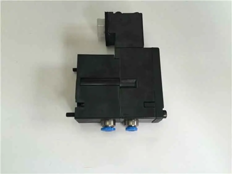 Solenoid valve M2.184.1111, MEBH-4/2-QS-4-SA tested working