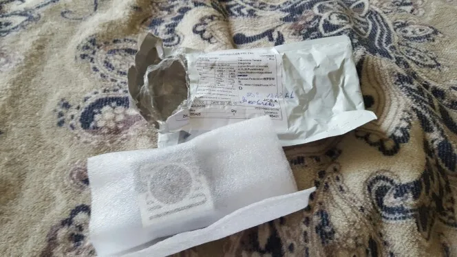 упакованы нормально, не рассыпались и не разбились. в деле ещё не пробовала, но думаю достойные