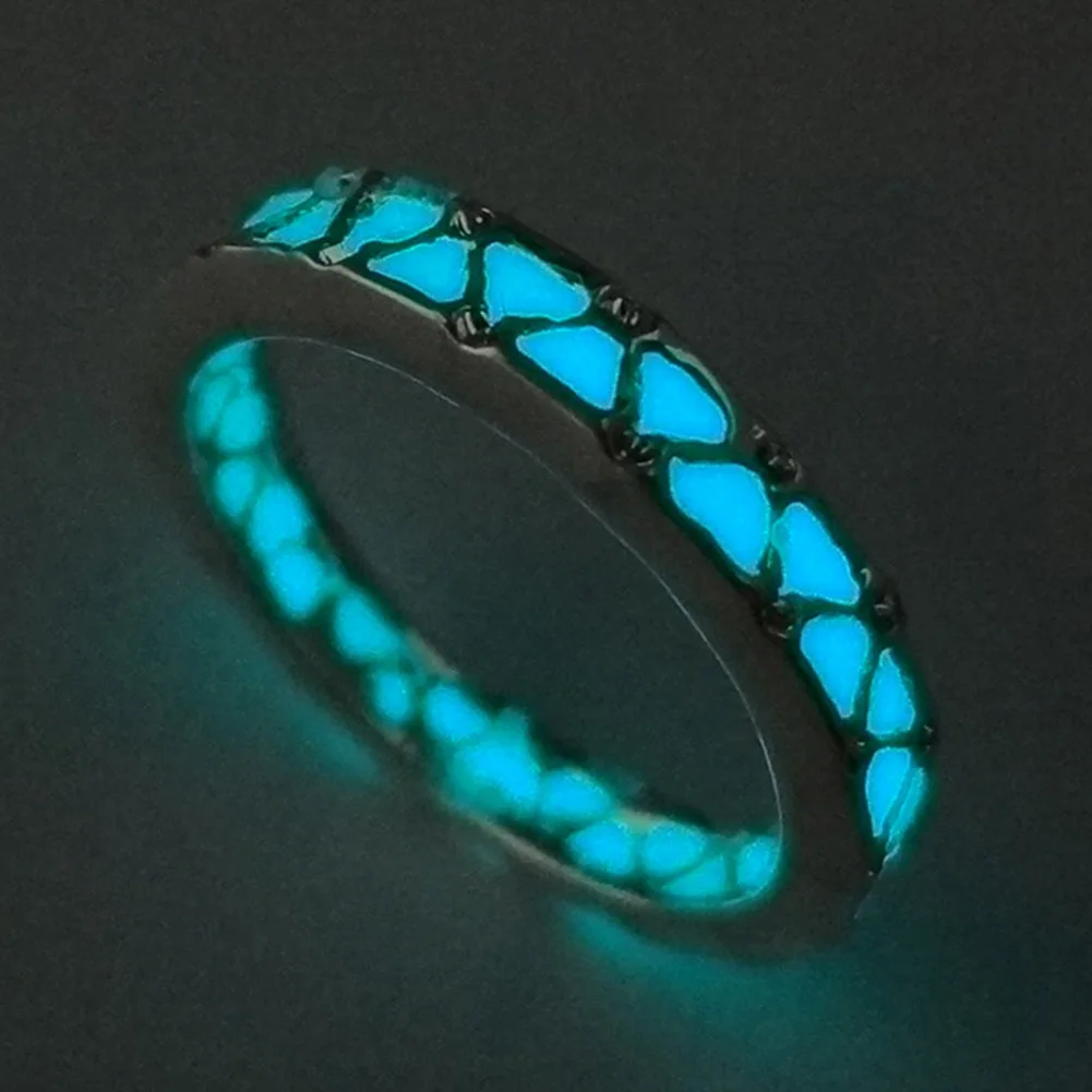 2017 Wholesale Glow In The Dark Ring Hollow Heart love Fluorescent Glowing Rings Luminous Ring
