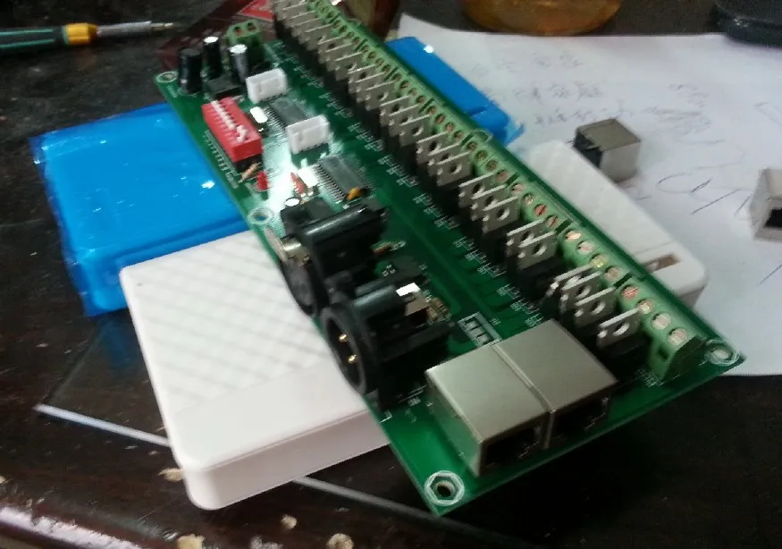 27 канал легко постоянное напряжение DMX декодер с RJ45 интерфейс, dc7-24v вход