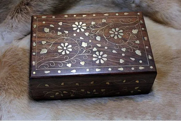 TJB963 индийский ручной работы старинные деревянные шкатулки, 15*10*6 см, бодхи дерева инкрустированные латунь Цветы Чехол