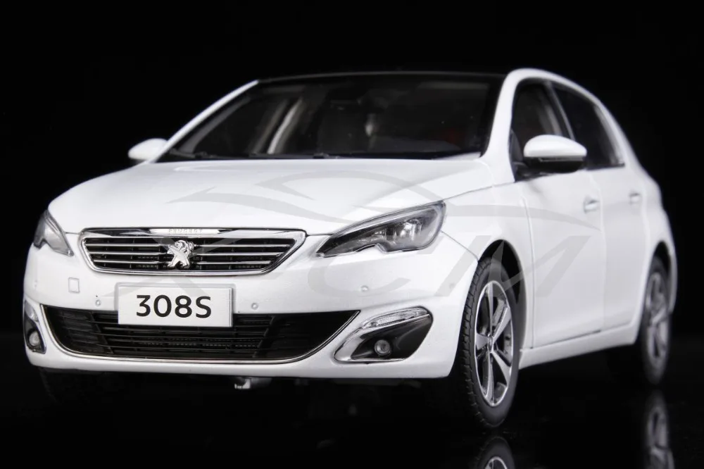 масштаб 1:18 peugeot 408 масштаб 1:18 peugeot 408