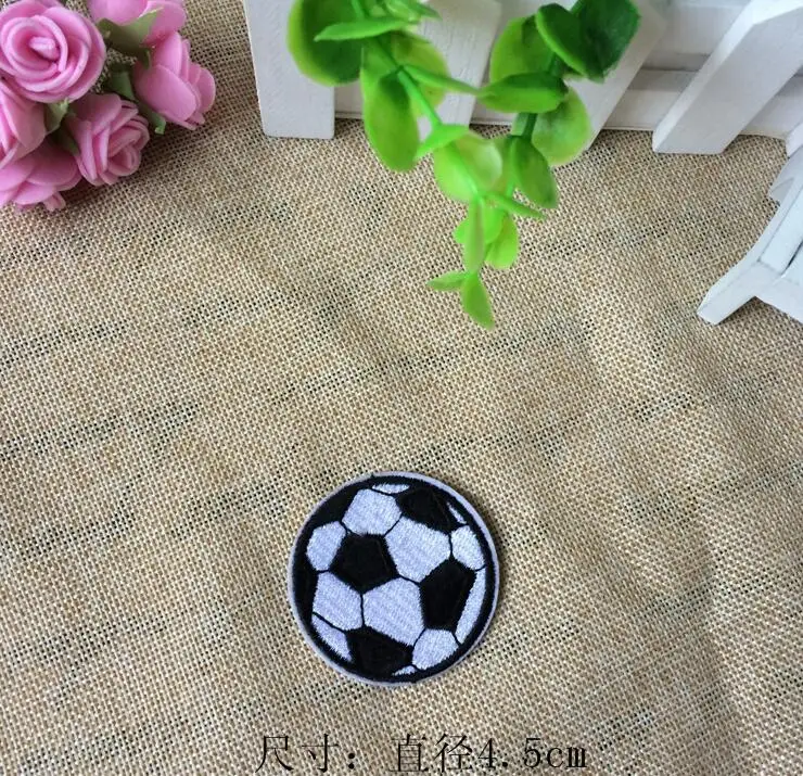 Модная вышивка футбольный свитер глажка прикрепленные на ткань клейкие
