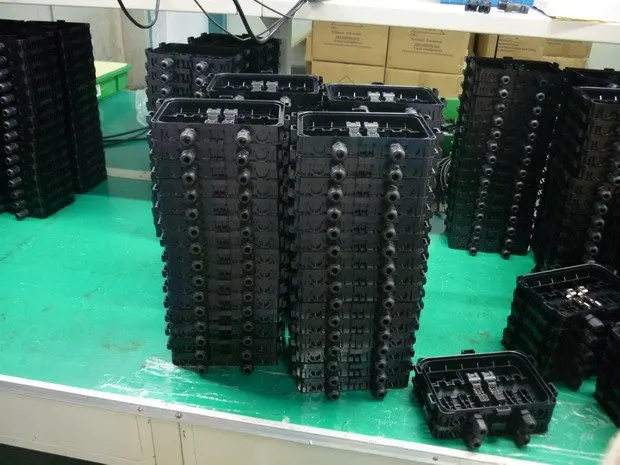 160-180 Вт IP65 Водонепроницаемый Пластик распределительная коробка для Панели солнечные, Открытый Солнечный распределительная коробка 180 Вт