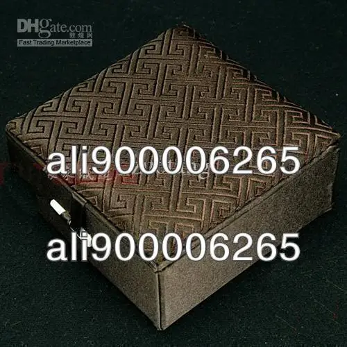 Plain Black Silk Fabric Jewelry Boxes Cotton Filled Square Gift Boxes High End Bracelet Boxes Wholesale size 10*10*4.5 cm 2pcs/lot free