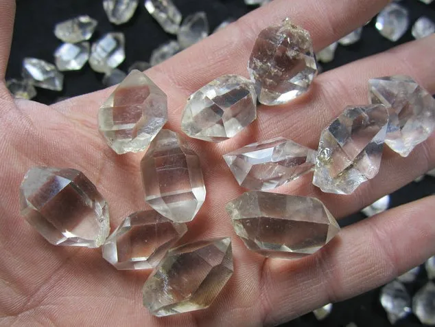 190 AAA+ Одежда высшего качества Херкимер Diamond Crystal точка