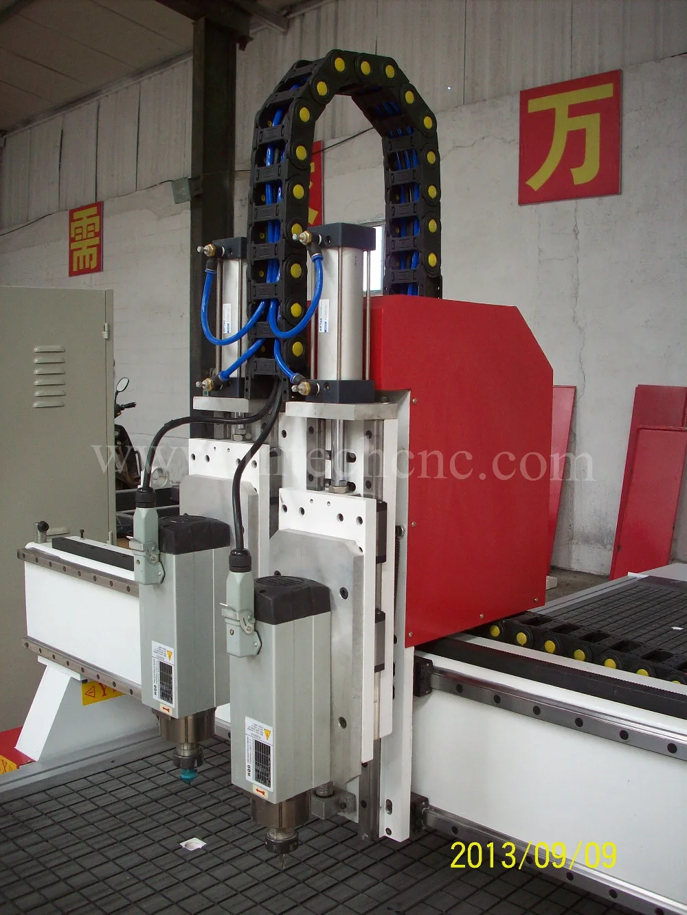 Новые ncstudio чпу платы управления 2 голов в 1300* 2500 1325 машина Intechcnc