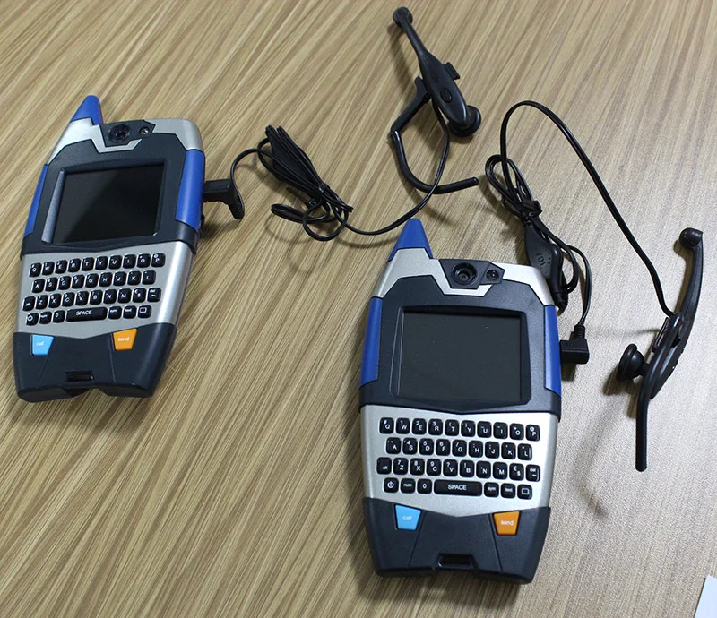 New Video Walkie Talkie For Children Funny Two Way Radio Toy for Kid Video Talk Text Sending Built-in Expressions with Earphones New Video Walkie Talkie For Children Funny Two Way Radio Toy for Kid Video Talk Text Sending Built-in Expressions with Earphones