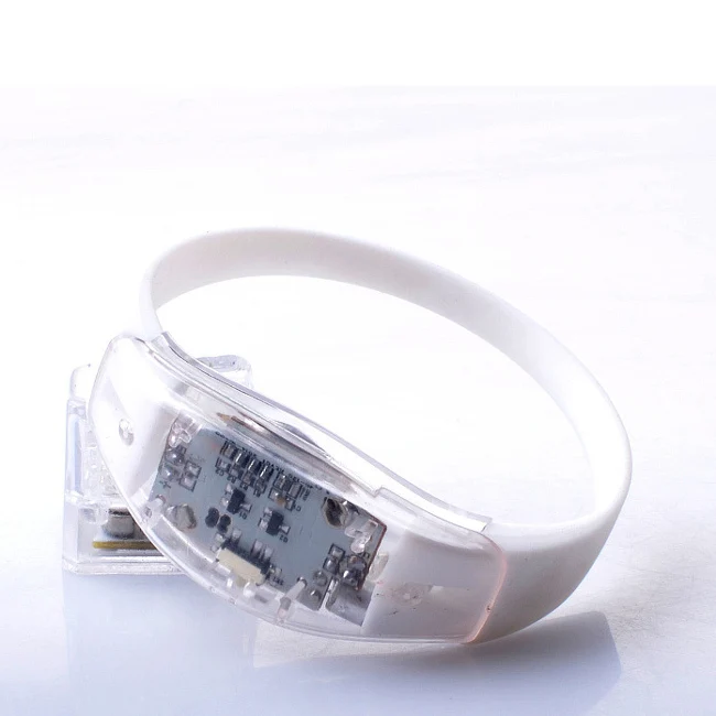 SiliconeBracelet-2
