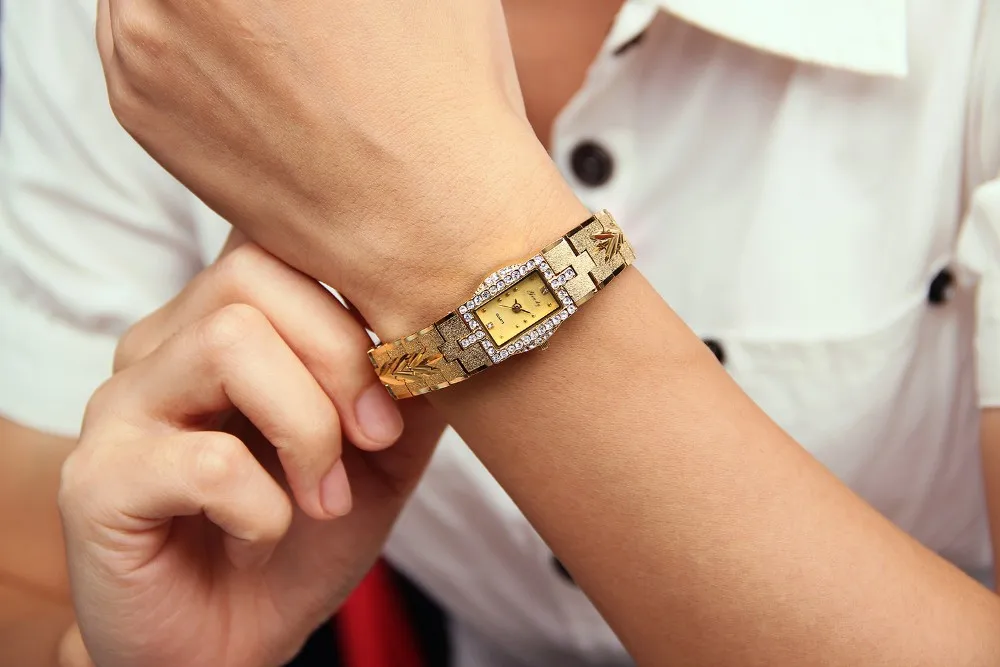 Лидер продаж! Золотые женские часы модный бренд бриллиантовые Наручные Часы повседневные кварцевые часы