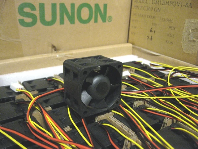 Sunon Maglev GM1204PQV1-8A 40x28 мм 4028 4 см 40 мм 3pin сенсор Hi speed чехол вентилятор сервера