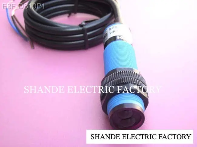 Фотоэлектрический датчик, E3F-DS10P1, PNP, 3-wire НЕТ, диаметр 18 мм, диффузный отражающего типа, инфракрасный переключатель