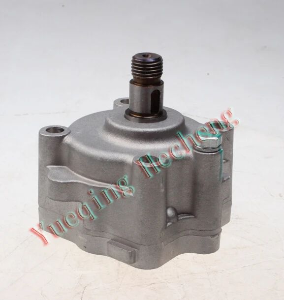 

Oil Pump 15471-35012 for 02 03 Series Engine V2203 V1902 V1903 D1102