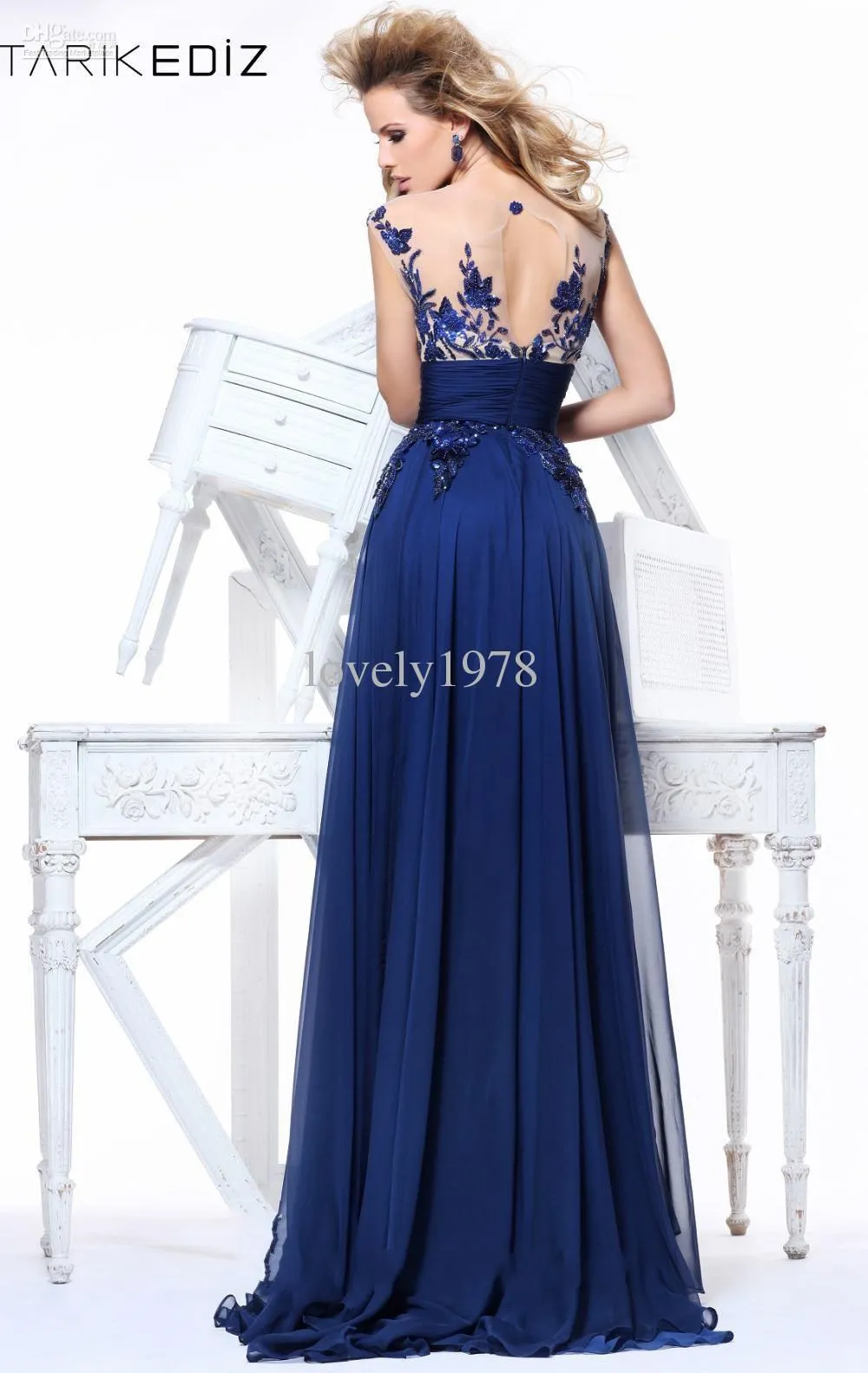 Макси vestidos Формальное длинное красивое Прозрачный лиф; темно-синие вечерние Кепки с длинным рукавом из шифона со стразами в стиле знаменитостей платья для матери невесты