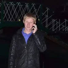 A***v