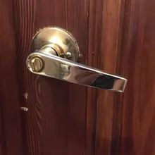 A***V