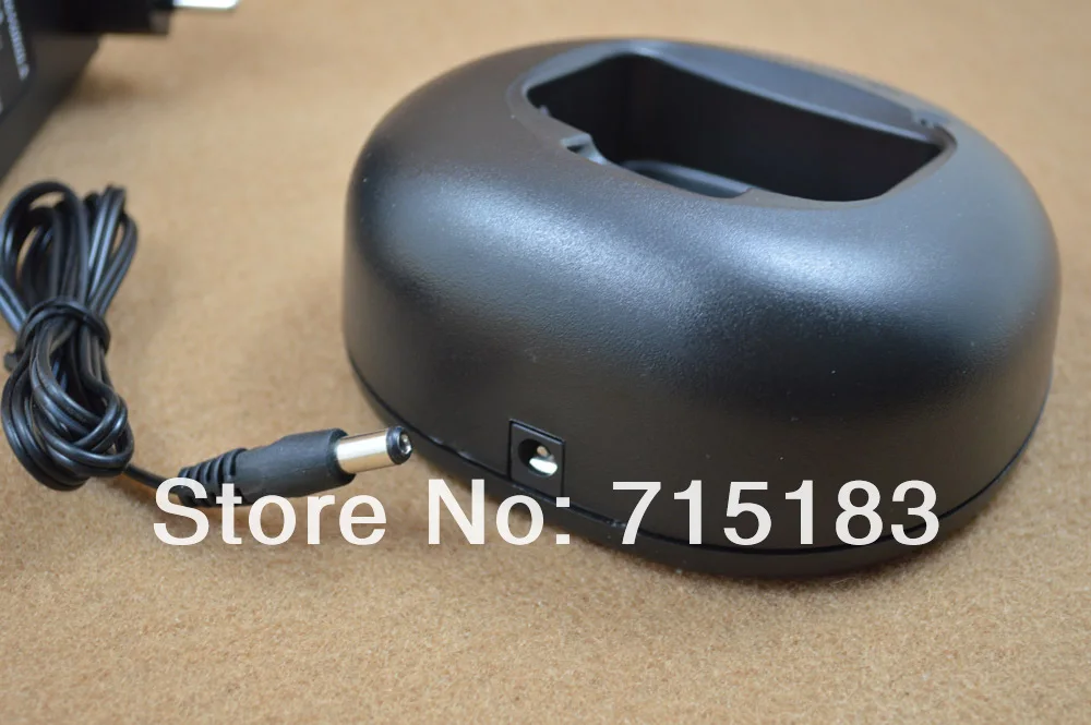 HTN9000C зарядное устройство 220V для Motorola GP88S/GP308/CT150/CT250/CT450/PRO3150/CP250/CP450/CP450LS