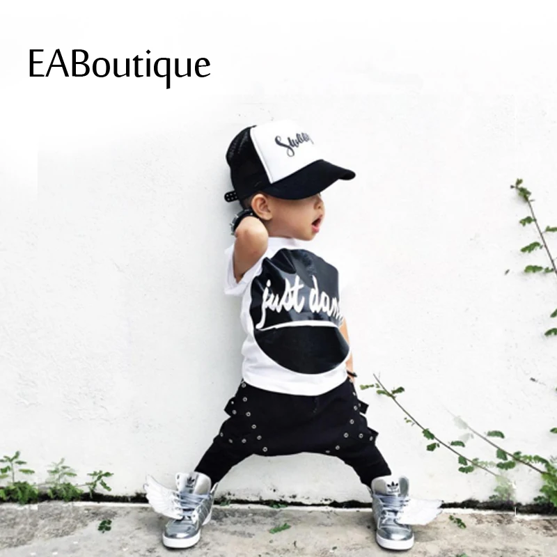 Eaboutique صيف جديد الأزياء روك الشرير نمط طفل الفتيان الملابس مجموعة تي القرف مع حريم السراويل 2 قطعة مجموعة