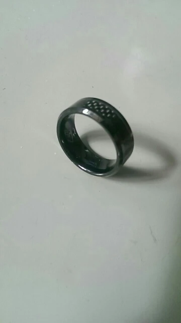 nero vestibilit/à comoda lucido Anello da uomo in carburo di tungsteno con inserto in fibra di carbonio bordi levigati 8 mm King will